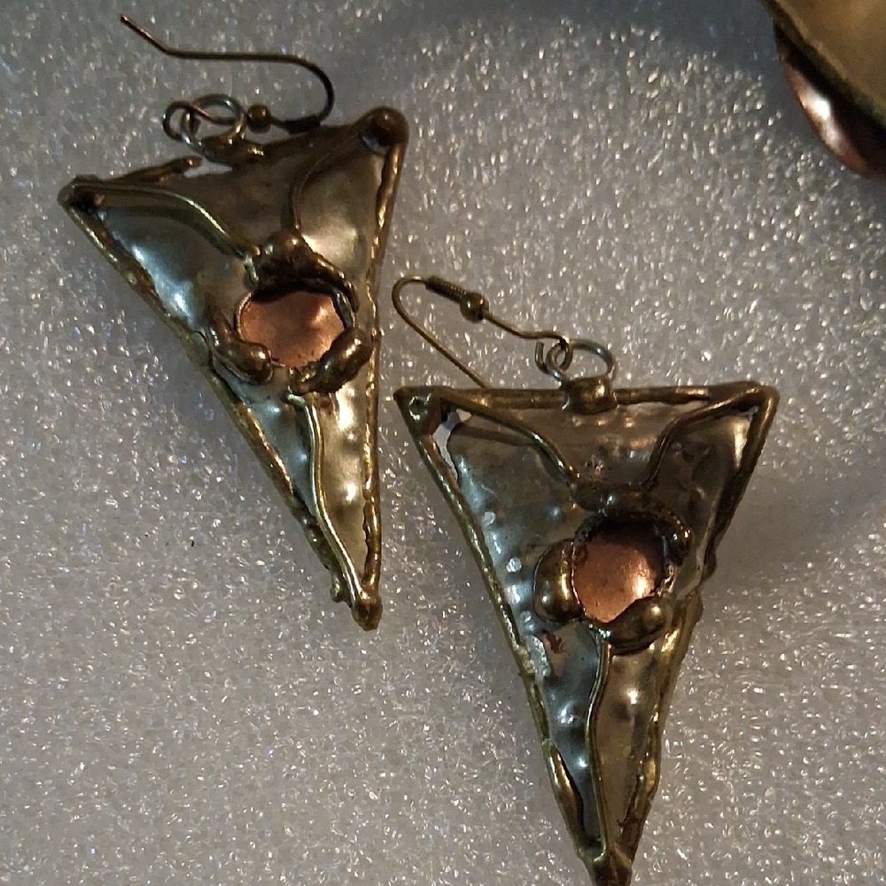 1970s Artisan Brass Copper & Silver. Geometric Cuff Bracelet W Matching Earrings - Picture 6 of 10